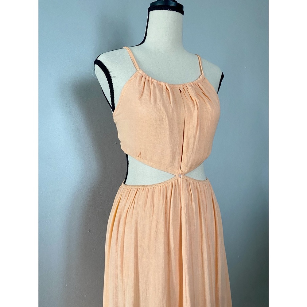 Cutout maxi dress with keyhole detail.